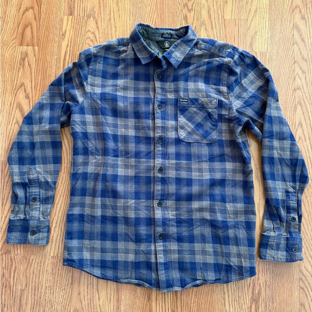 Volcom Blue and Gray Casual Button Down Shirt